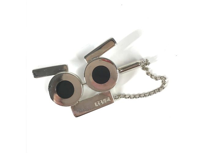 Broche Fendi prata e preta - vista 4