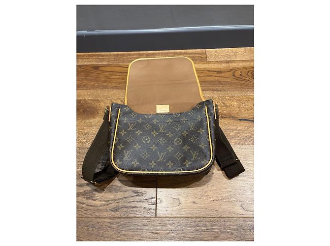 Borsa Messenger Bosphore Louis Vuitton Marrone - vista 9