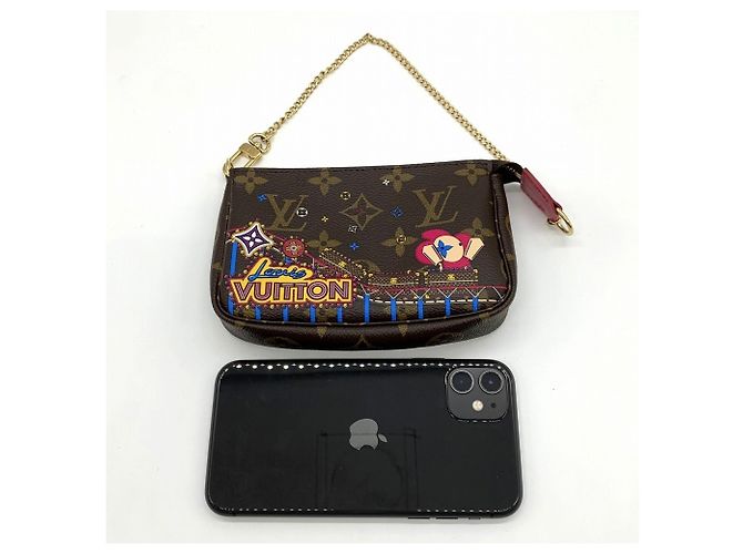 Mini Pochette Accessori Vivienne Holiday di Louis Vuitton Marrone Monogramma - vista 5