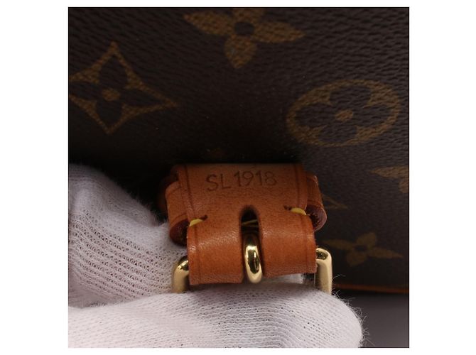 Borsa a Spalla Gibeciere GM Monogramma Louis Vuitton M42246 Marrone - vista 5