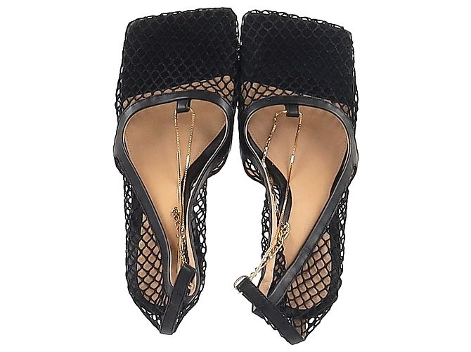 Pumps Bottega Veneta Stretch in rete nera e pelle Nero - vista 3
