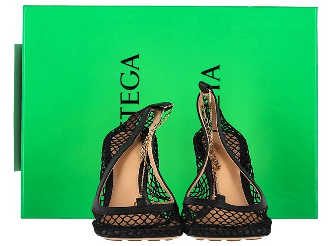 Pumps Bottega Veneta Stretch in rete nera e pelle Nero - vista 6