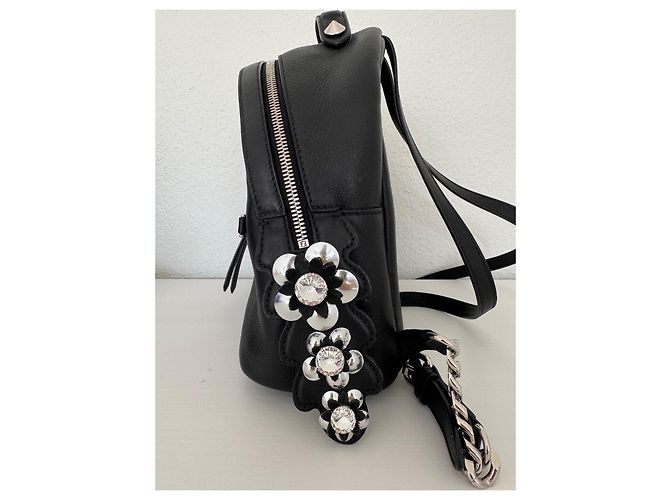 Fendi By the Way Rucksack aus schwarzem Lammleder - Ansicht 4