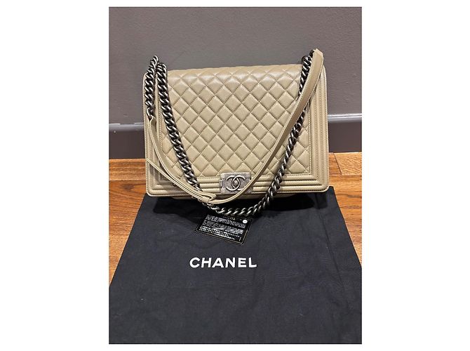 Borsa Chanel Boy in pelle verde oliva Verde chiaro - vista 11
