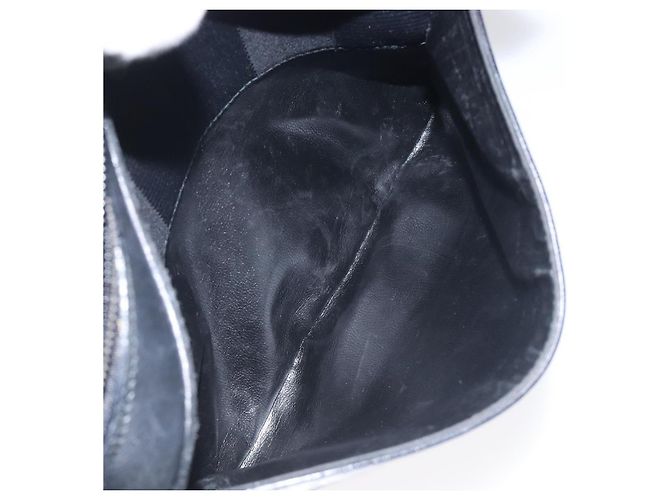 Borsa a spalla Salvatore Ferragamo in tela e pelle nera Auth bs24292 Nero - vista 22