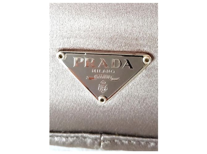 Prada Handtasche aus Seide Grau - Ansicht 11