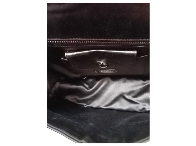 Prada Handtasche aus Seide Grau - Ansicht 15