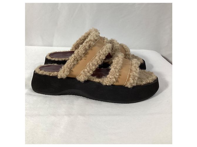 Staud Siesta Shearling Slide Sandalen aus braunem Leder Rot - Ansicht 8