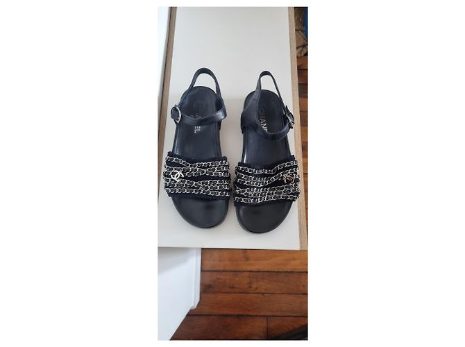 Scarpe Chanel per donna in ottime condizioni - vista 2