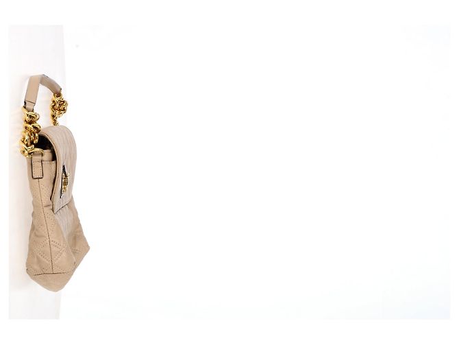 Bolsa de ombro acolchoada Marc Jacobs em couro bege - vista 11