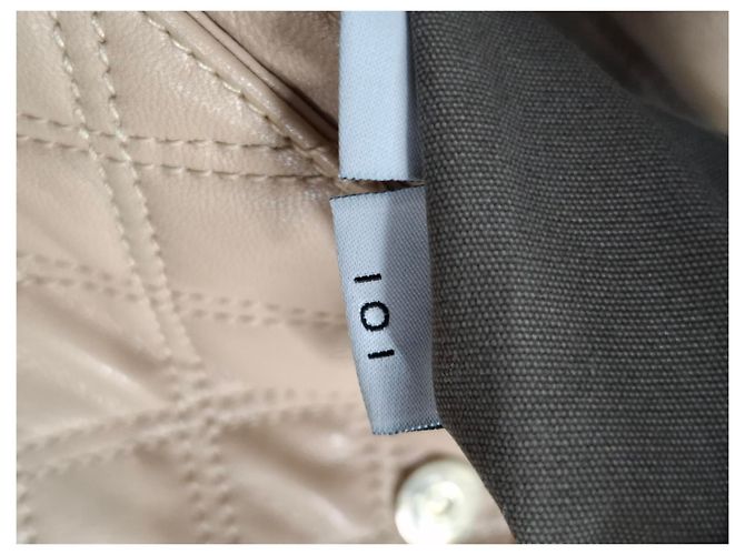 Bolsa de ombro acolchoada Marc Jacobs em couro bege - vista 15