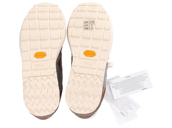 Baskets Visvim FKT Runner en daim marron - vue 6