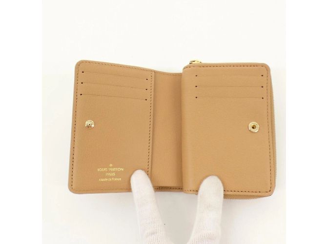 Cartera Lou M81673 Coussin Louis Vuitton Camello - vista 7