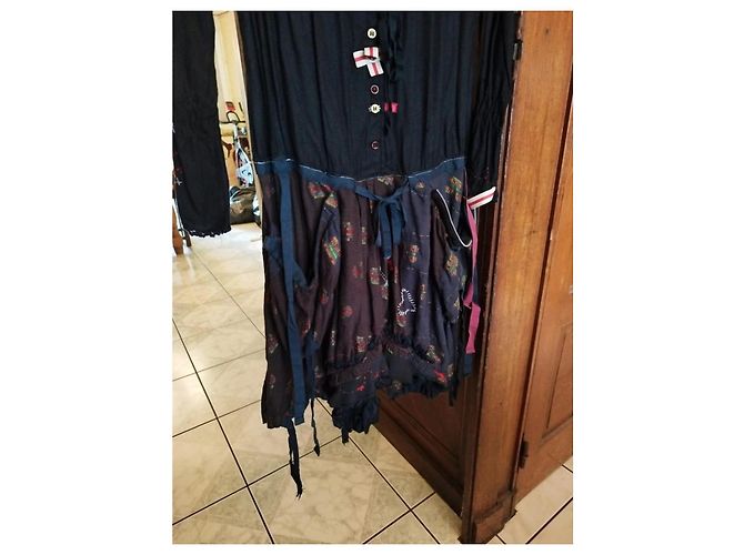 Abito nero e rosso Desigual con bottoni M/38 - vista 4