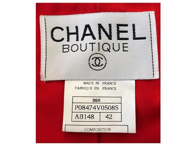 Abrigo de lana roja con botón Gripoix Chanel Otoño 1996 96A - vista 10