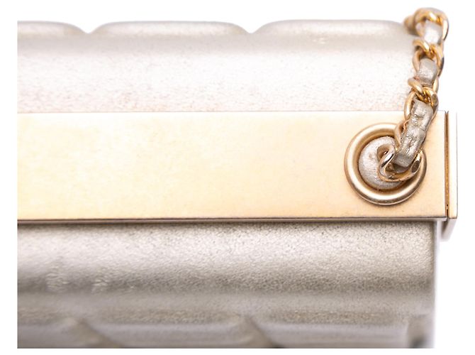 Chanel Gold Chocolate Bar Metallic Lammleder Clutch mit Kette Golden - Ansicht 7