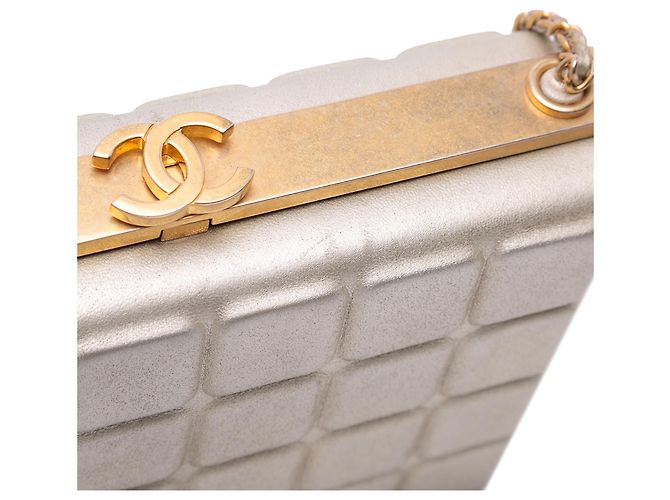 Chanel Gold Chocolate Bar Metallic Lammleder Clutch mit Kette Golden - Ansicht 8