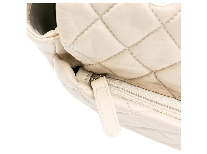 Chanel Brown Jumbo Quilted Lambskin Coco Rain Flap Marrone Beige - vista 8