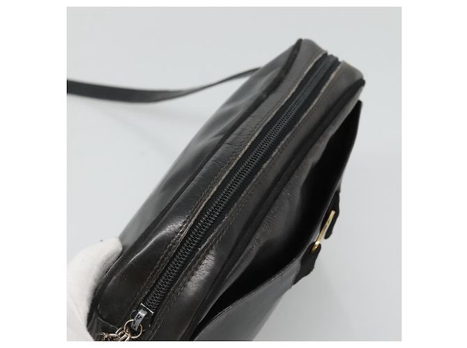 Borsa a Spalla Salvatore Ferragamo in Pelle Nera e Oro Auth BA1137 Nero D'oro - vista 6