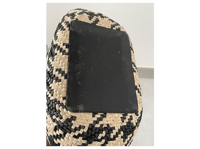 Chanel Handtasche aus schwarzem Lackleder und Stroh Beige - Ansicht 4