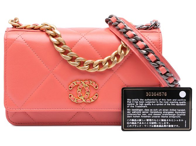 Wallet On Chain Cartera de Cadena 19 de Cuero de Cordero Acolchado Rosa de Chanel - vista 11