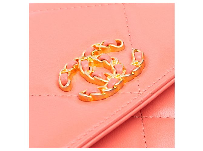 Wallet On Chain Cartera de Cadena 19 de Cuero de Cordero Acolchado Rosa de Chanel - vista 6