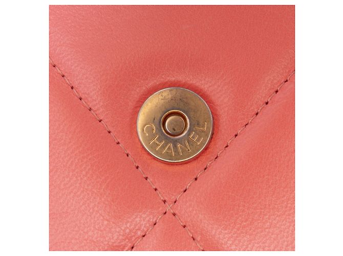 Wallet On Chain Cartera de Cadena 19 de Cuero de Cordero Acolchado Rosa de Chanel - vista 7