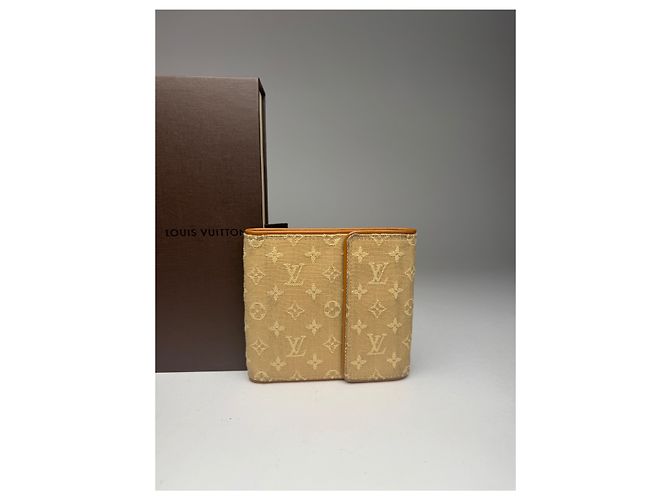 Vintage Louis Vuitton Canvas Monogram Wallet Yellow white Beige - view 13
