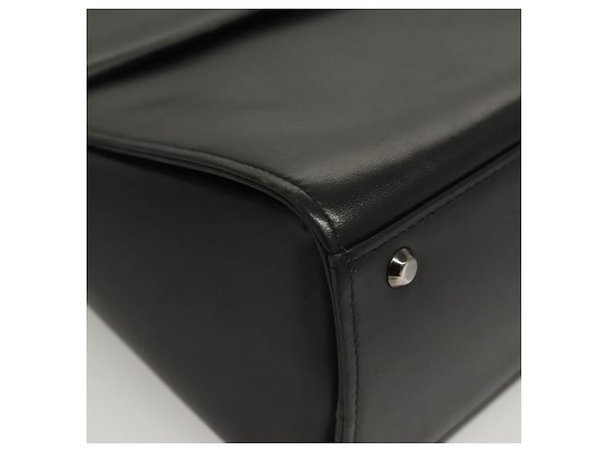 GIVENCHY Handtasche aus schwarzem Leder Auth yk17882 - Ansicht 9