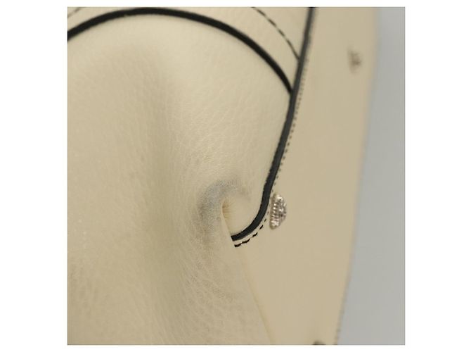 Borsa tote in pelle bianca e argento Salvatore Ferragamo Auth BA1465 Bianco - vista 16