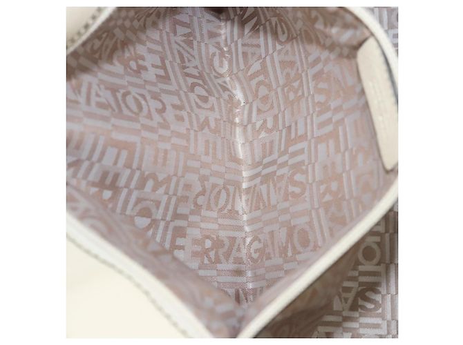 Borsa tote in pelle bianca e argento Salvatore Ferragamo Auth BA1465 Bianco - vista 24