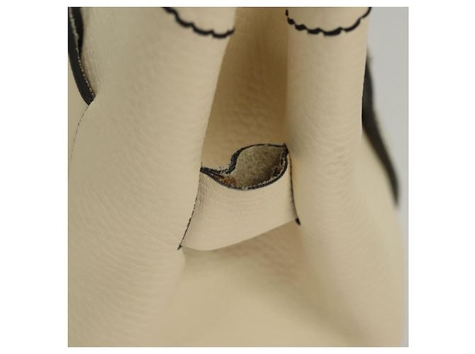 Borsa tote in pelle bianca e argento Salvatore Ferragamo Auth BA1465 Bianco - vista 6