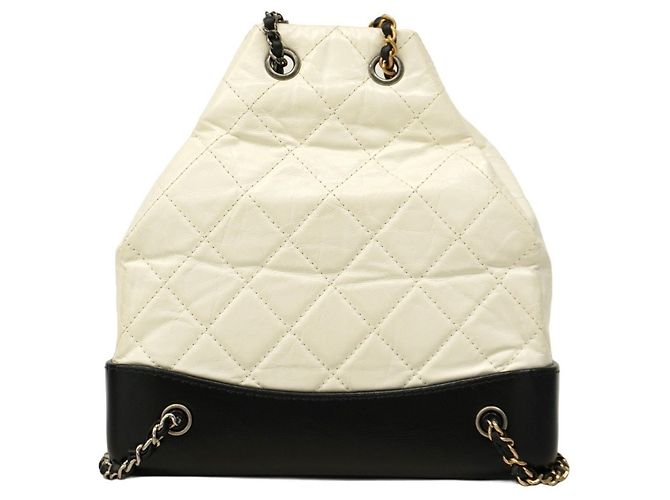 Chanel Matelassé Gabrielle Rindsleder Rucksack Schwarz Weiß - Ansicht 13