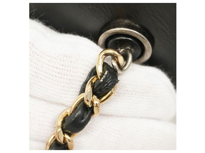 Chanel Matelassé Gabrielle Rindsleder Rucksack Schwarz Weiß - Ansicht 9