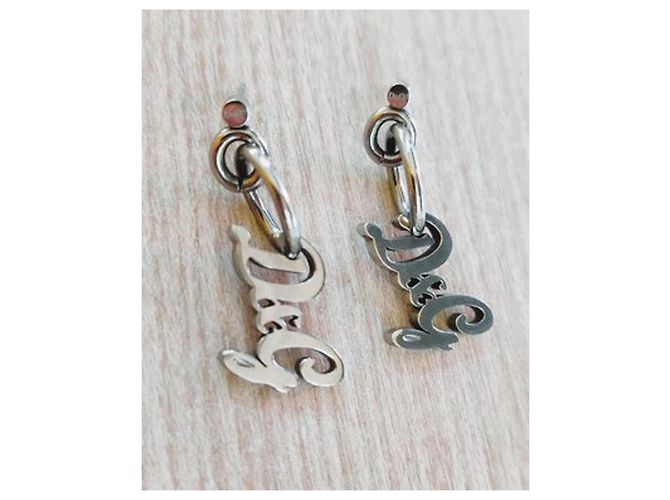 Iconici  orecchini DOLCE & GABBANA acciaio argento con pendente logo lettering - vista 11