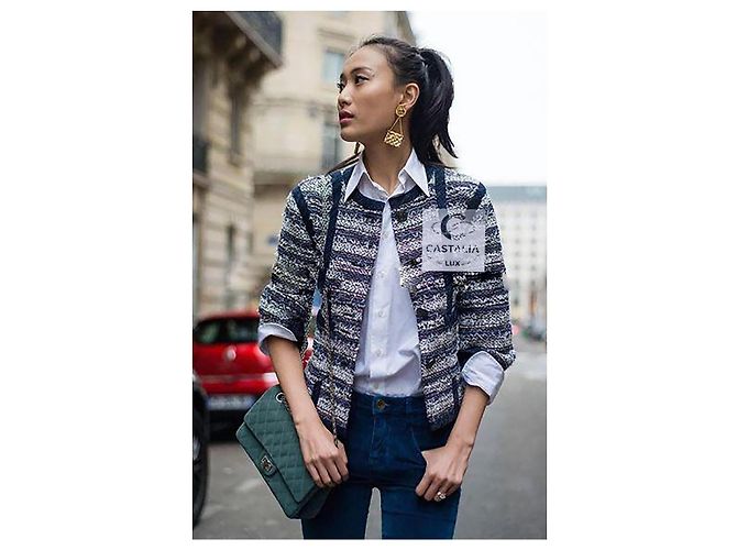 Chanel Tweedjacke mit CC Sternknöpfen Paris / Singapur Mehrfarben - Ansicht 2