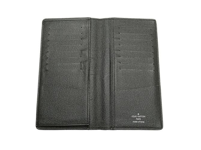 Portafoglio Taiga Louis Vuitton Nero - vista 7