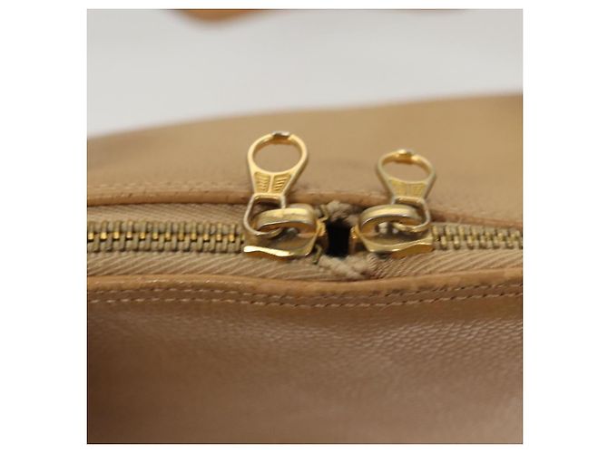 CHANEL Schultertasche aus Kaviarleder Beige CC Auth bs24445 - Ansicht 16