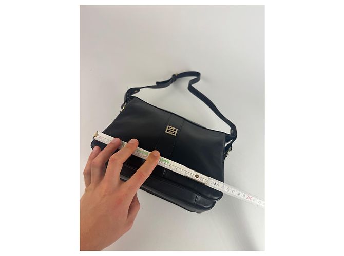 Vintage Givenchy 4G Ledertasche schwarz - Ansicht 7