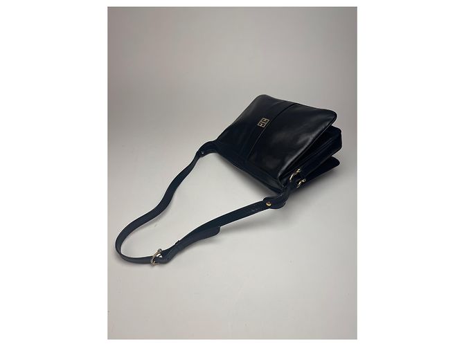 Vintage Givenchy 4G Ledertasche schwarz - Ansicht 9