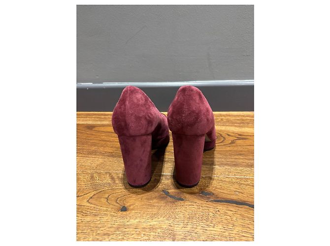 Décolleté in suede bordeaux Chanel 35 - vista 7