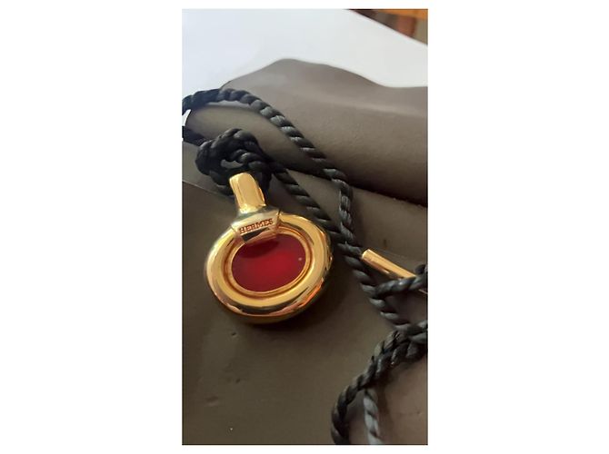Hermès Pendente Flacone di Profumo Oro Gold hardware - vista 2