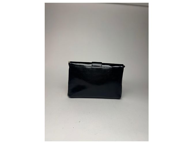 Vintage Givenchy 4G Handtasche aus schwarzem Lackleder - Ansicht 8