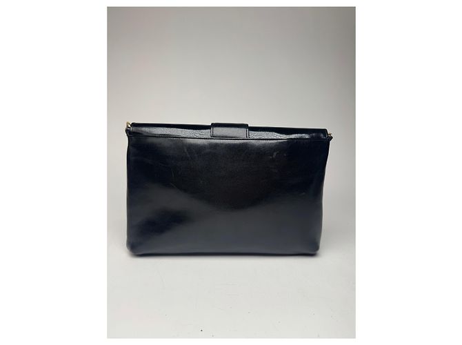 Vintage Givenchy 4G Handtasche aus schwarzem Lackleder - Ansicht 9
