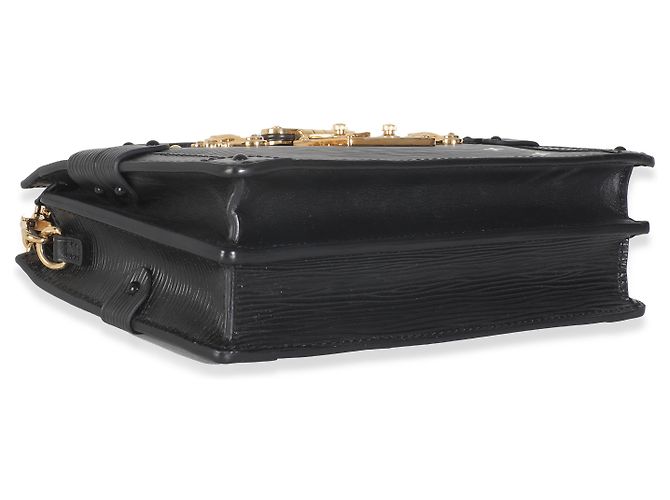 Clutch in pelle Epi nera Louis Vuitton Nero - vista 5
