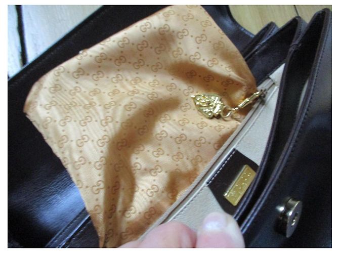 Gucci Borsa a mano in pelle liscia marrone. - vista 10