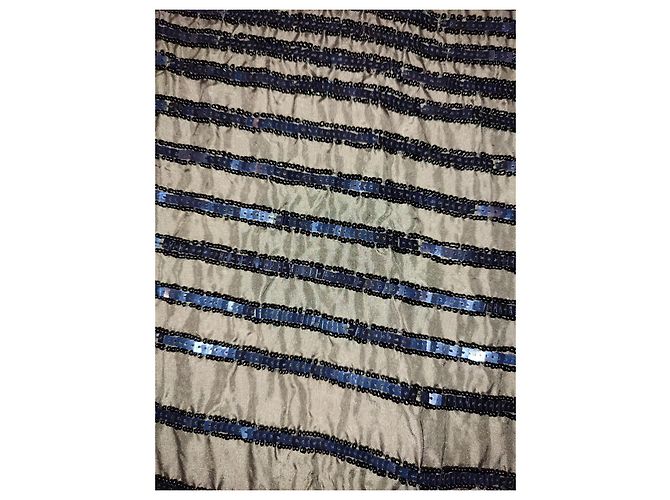Hoss Intropia Seidenkleid Caramel mit blau-schwarzen Perlen Karamell - Ansicht 6