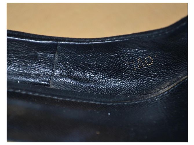 Décolleté Louis Vuitton Oh Really in pelle nera 35 IT Nero - vista 9