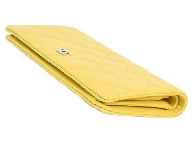 Timeless Cartera larga de matelás clásico atemporal Chanel Amarillo - vista 3