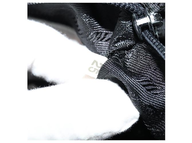 PRADA Bolso de mano de nailon negro y dorado Auth ti2990 - vista 12